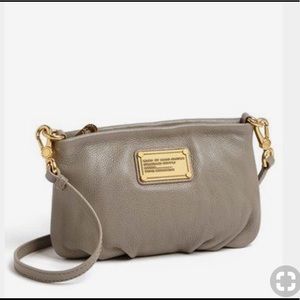 EUC Marc Jacobs Percy crossbody/clutch